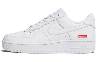 Supreme x Nike Air Force 1 "box logo"