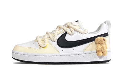 Nike Court Borough GS