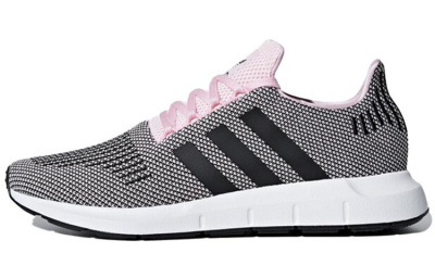 adidas originals Swift Run