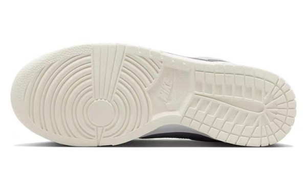 Nike Dunk Low "White Sail"