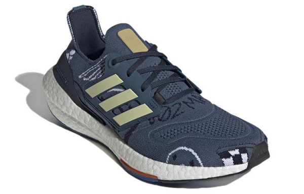 adidas Ultraboost 22