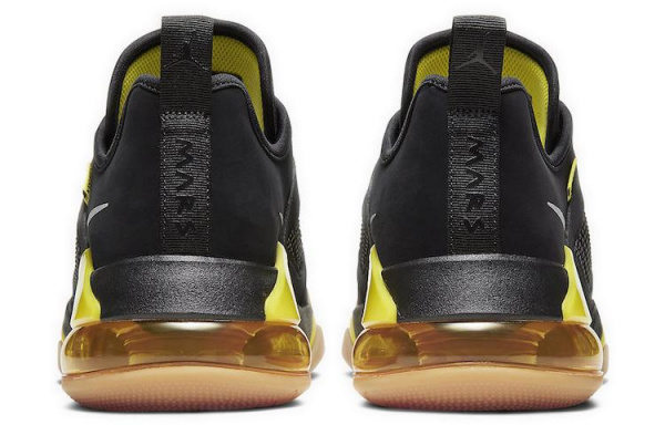Jordan Mars 270 Low "Thunder"