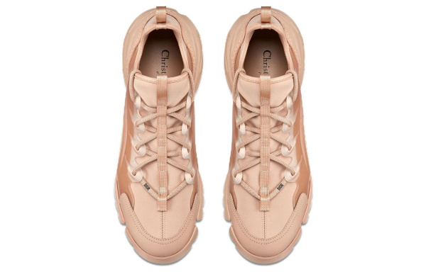 DIOR D-Connect