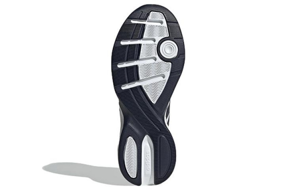 adidas neo Strutter