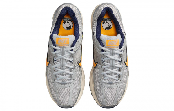 Nike Air Zoom Vomero 5 "Laser Orange"