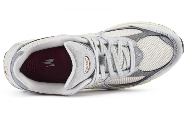 New Balance NB 2002R CNY
