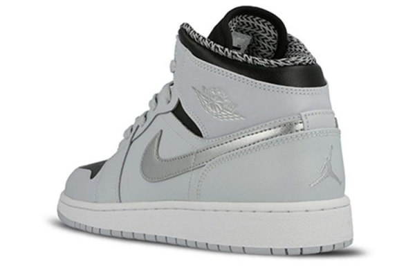 Jordan Air Jordan 1 Mid New Youth