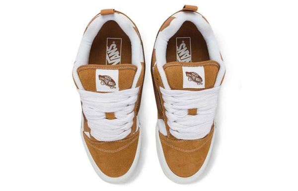 Vans Knu Skool