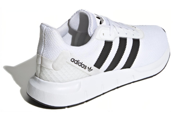 adidas originals Swift Run RF