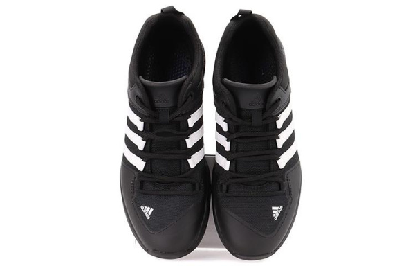adidas Daroga Plus Canvas