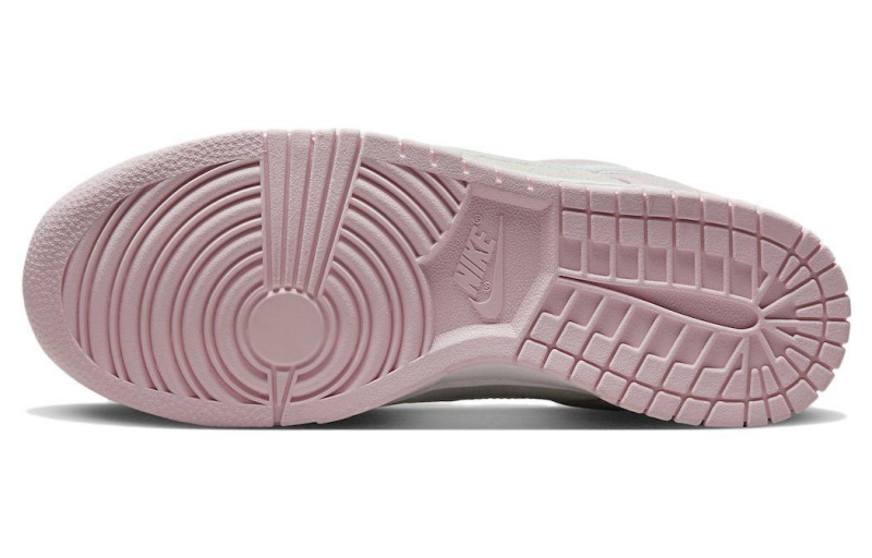 Nike Dunk Low "Pink Foam"