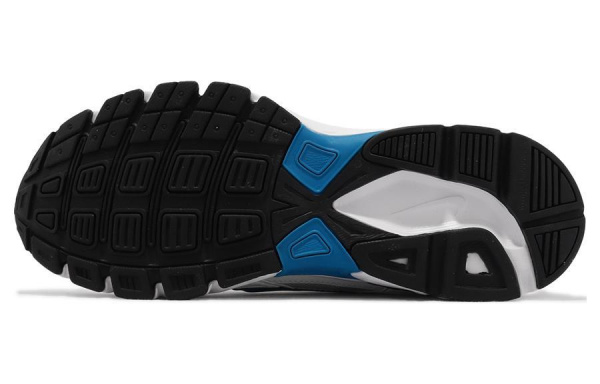 Nike Initiator