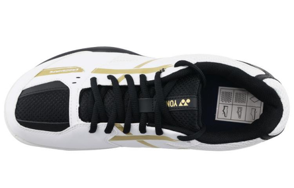 YONEX