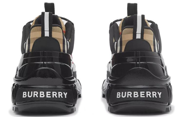 Burberry Arthur Vintage