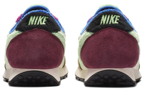Nike Daybreak "Fur Pack Fossil"