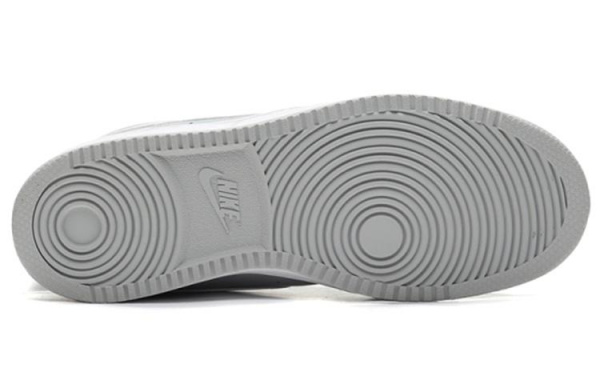 Nike Court Vision Mid