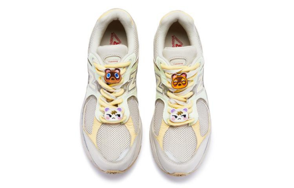 New Balance NB 2002R