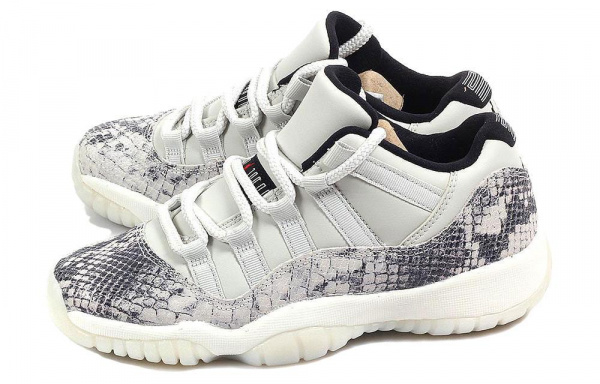 Jordan Air Jordan 11 Low Snakeskin Light Bone