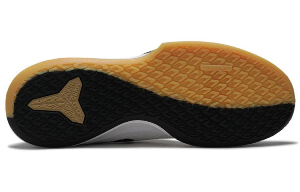 Nike Mamba Focus White Gum