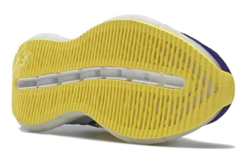 Angus Chiang x Reebok Zig Kinetica Concept_Type 2